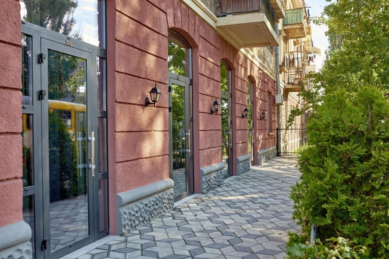 Gaudi Stylish Hotel Odessa Exterior foto